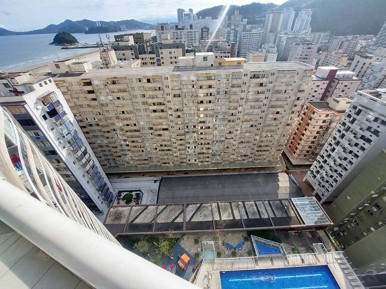 Unlimited 1709 | Vista Mar 17º Andar