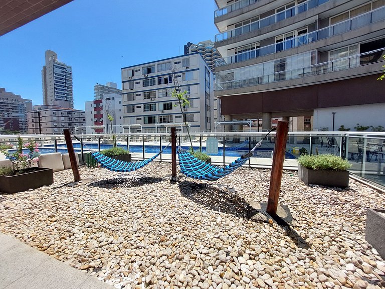 Apartamentos no Unlimited Ocean Front Pertinho do mar