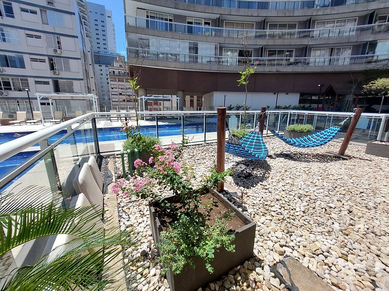 Apartamentos no Unlimited Ocean Front Pertinho do mar