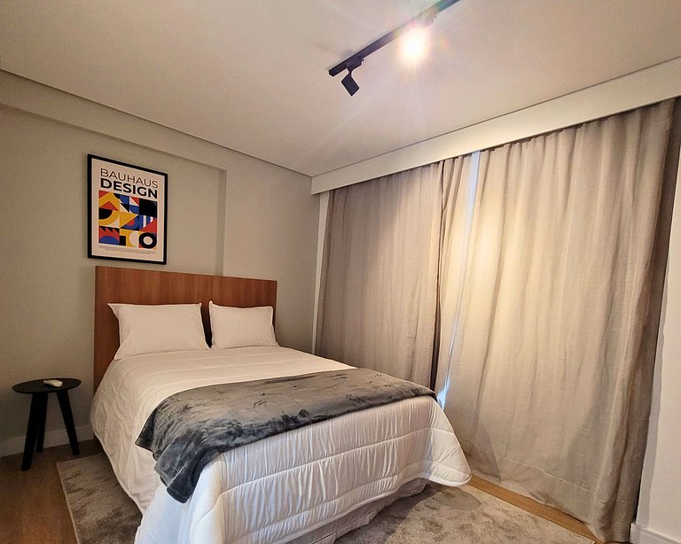 Housi 133 • Econômico na Ponta da Praia