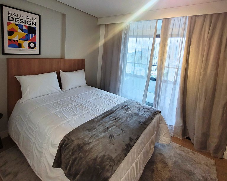 Housi 133 • Econômico na Ponta da Praia