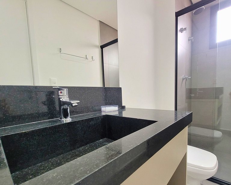 Housi 133 • Econômico na Ponta da Praia