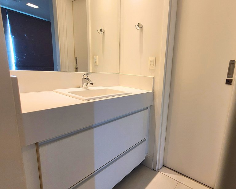 Unique 2304 - Vista Linda para o Mar