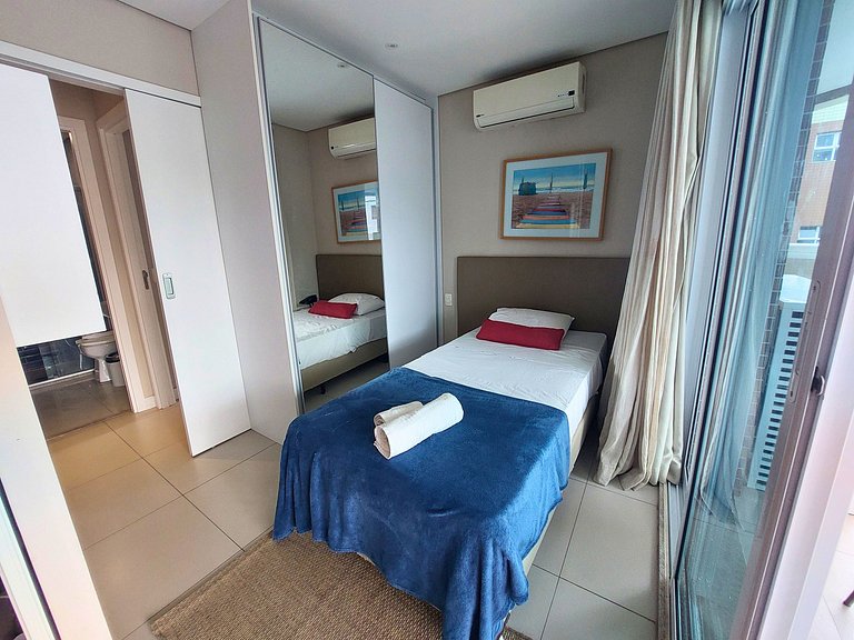 Unique 1209 • 2 dorm sacada c/ vista mar