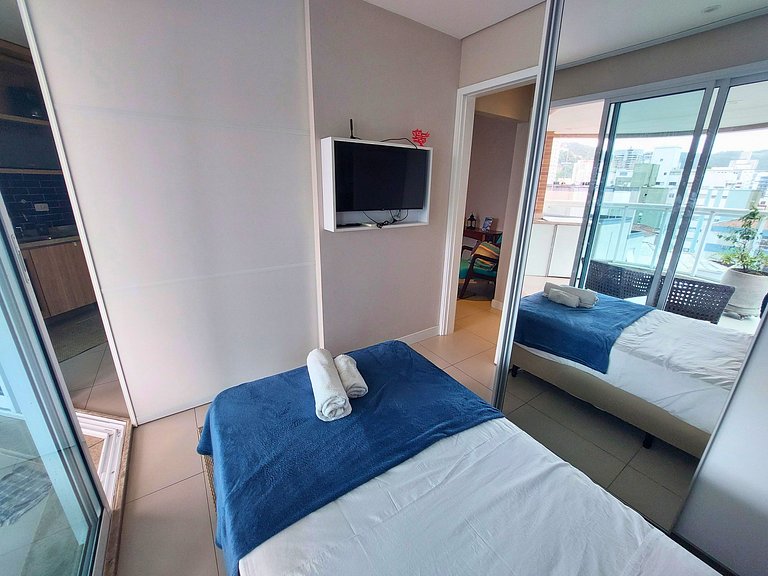 Unique 1209 • 2 dorm sacada c/ vista mar