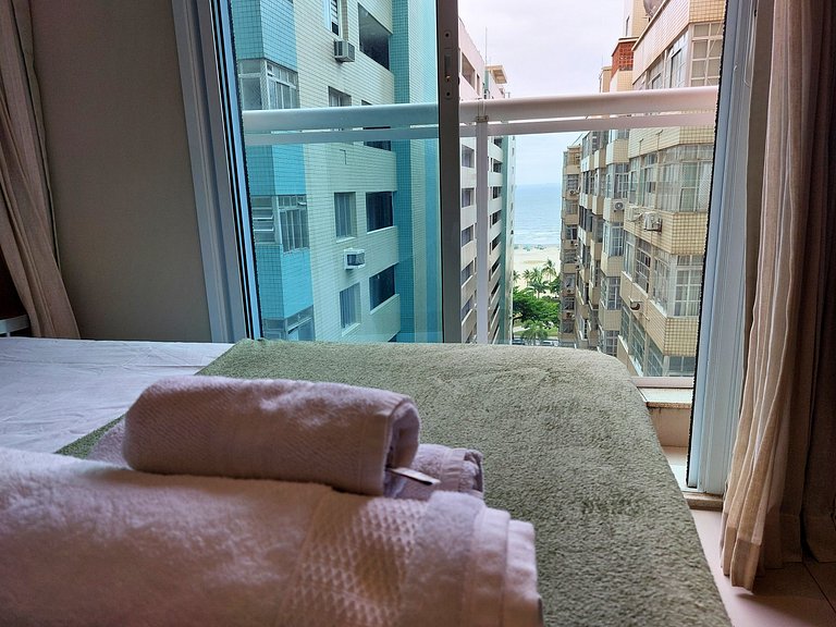 Unique 1209 • 2 dorm sacada c/ vista mar