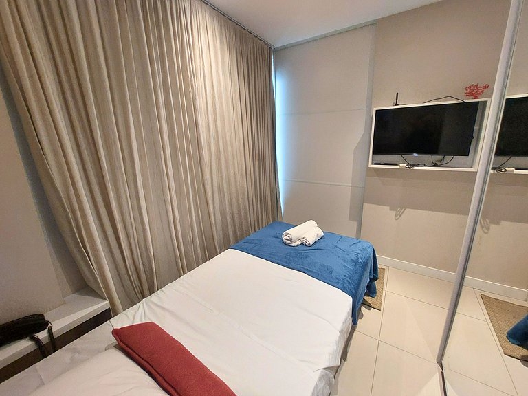 Unique 1209 • 2 dorm sacada c/ vista mar