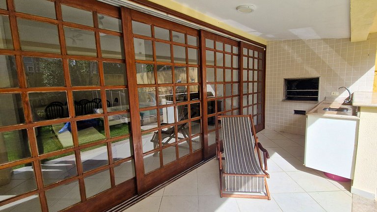 Aconchegante Casa Amarela na Enseada