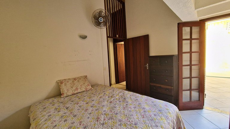 Aconchegante Casa Amarela na Enseada