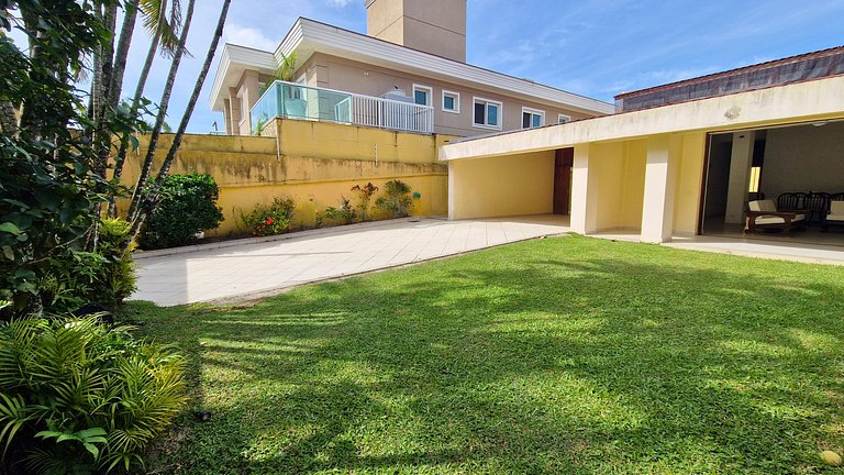 Aconchegante Casa Amarela na Enseada