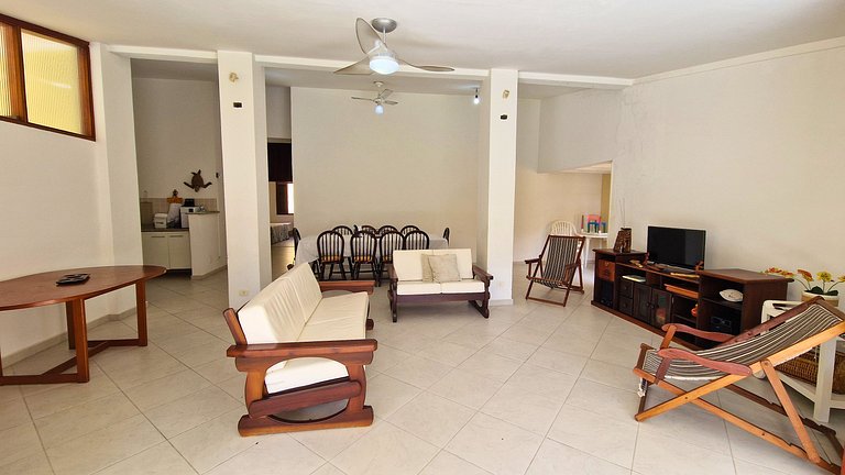 Aconchegante Casa Amarela na Enseada