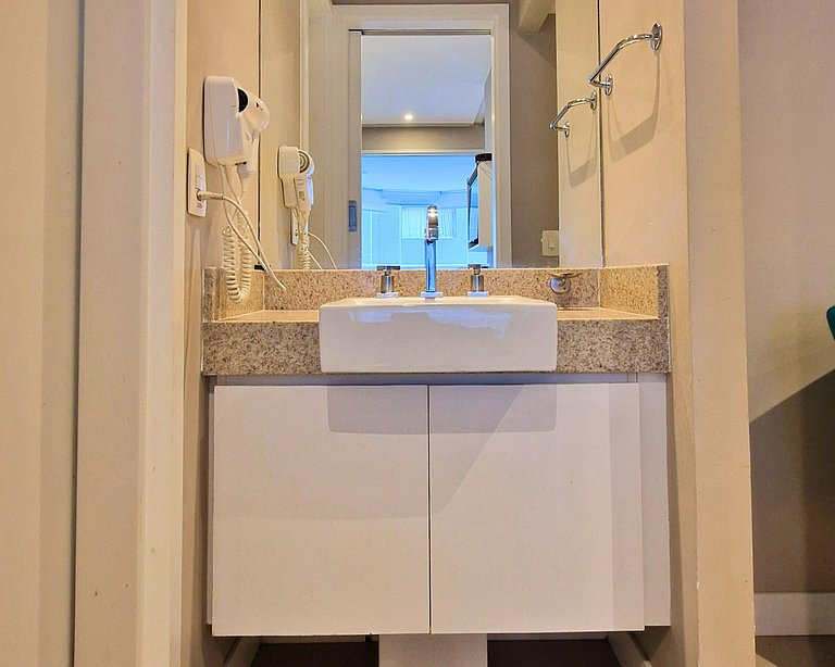 Vista mar lateral • Unique 603