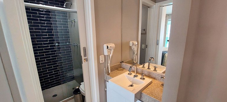 Vista mar lateral • Unique 603