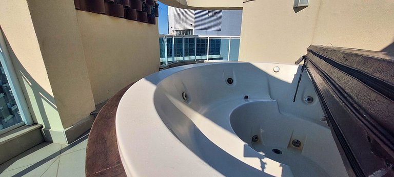 Unique 2702 • Apê com Jacuzzi vista Mar