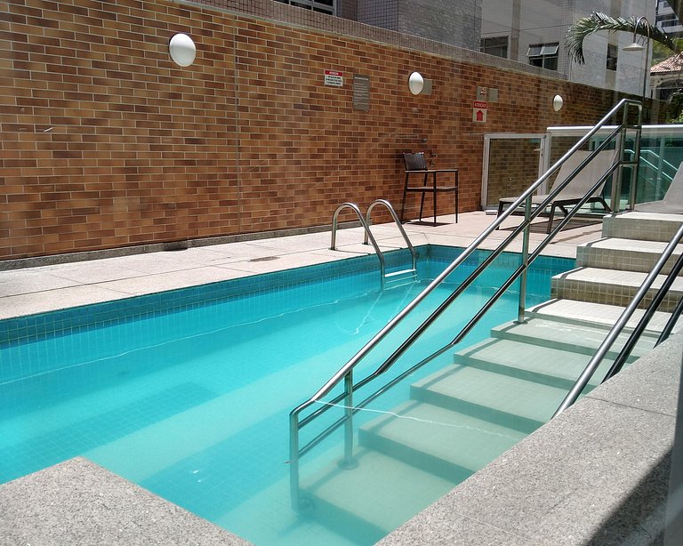 Estanconfor 506 - Jacuzzi no Quintal!