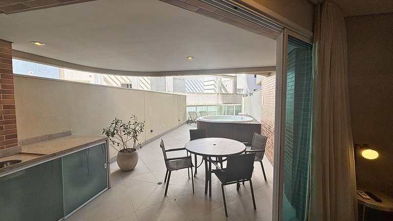 Estanconfor 506 - Jacuzzi no Quintal!