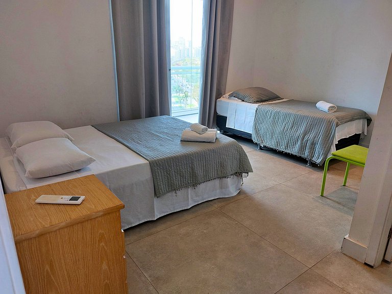 901 BookSantos Estanconfor