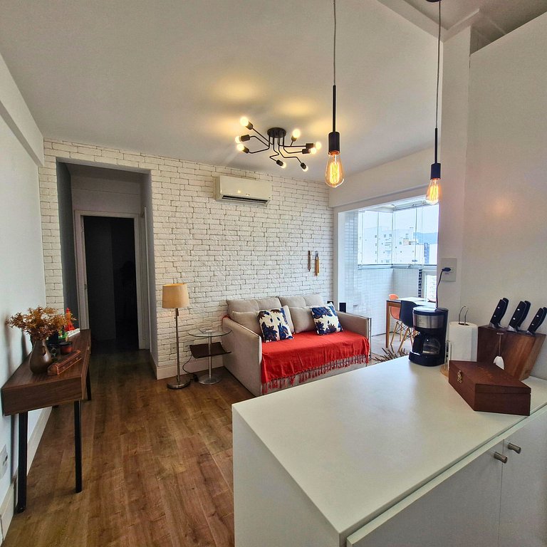Latitude Localização Top na Ponta da Praia