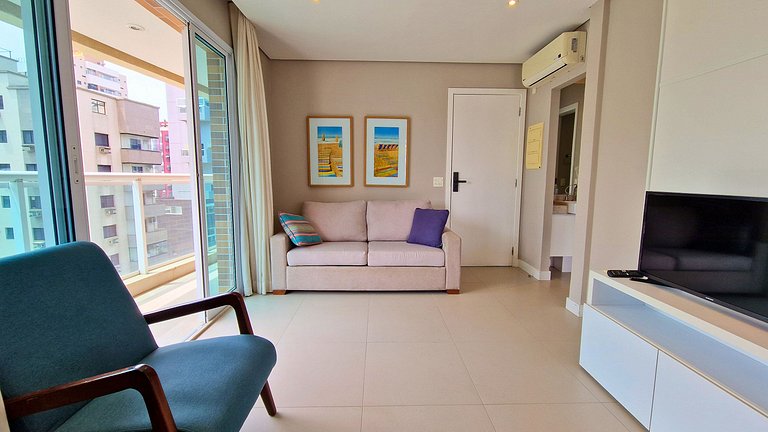 Unique 901 - Pertinho do mar