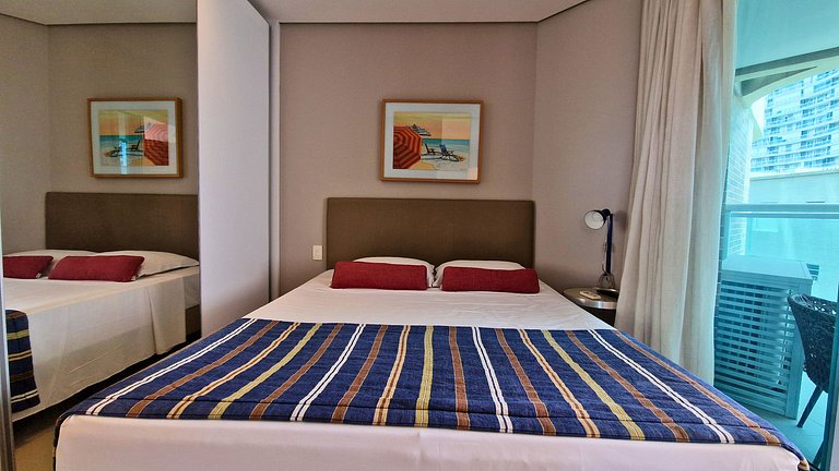 Unique 901 - Pertinho do mar