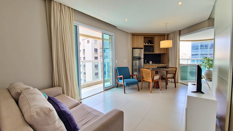 Unique 902 - Pertinho do mar