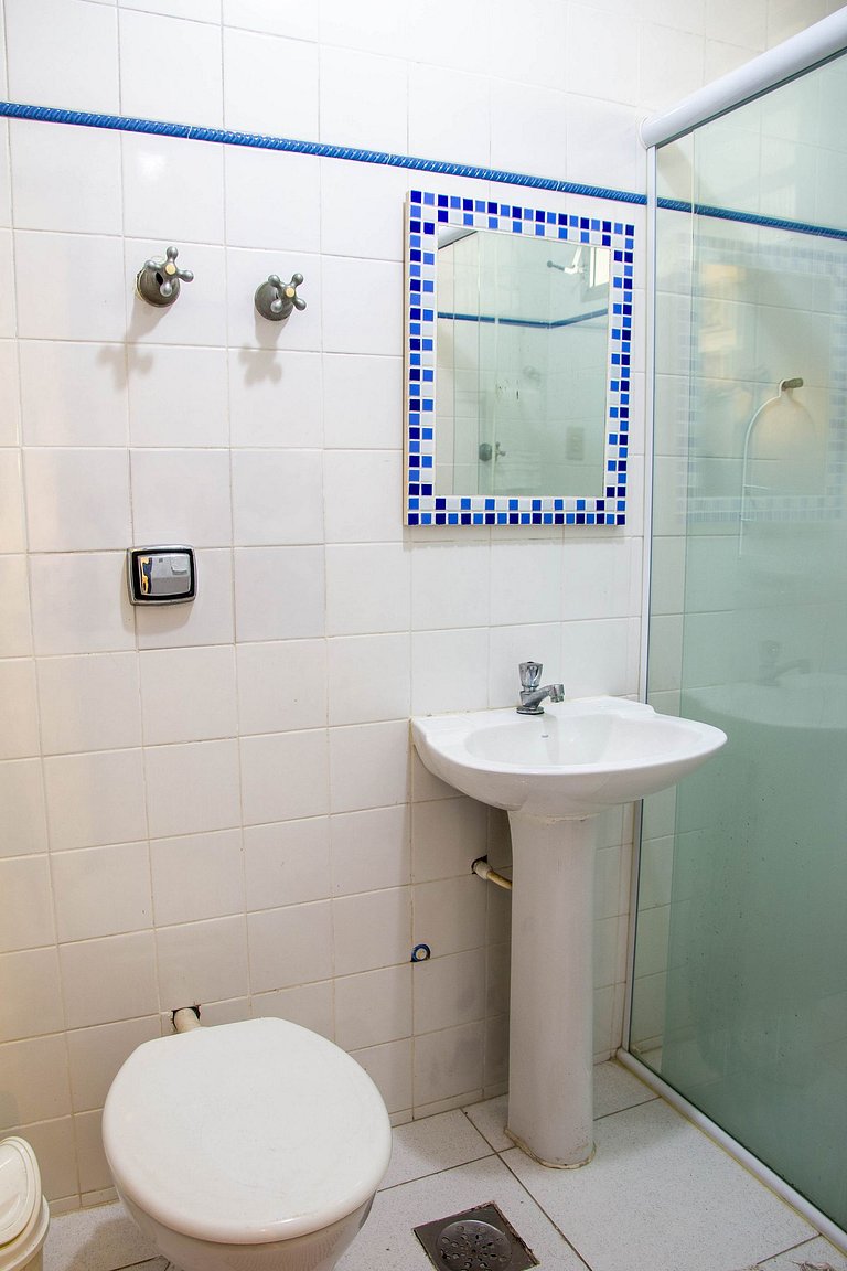 Xango 103 - Ótima Localização 100m da praia