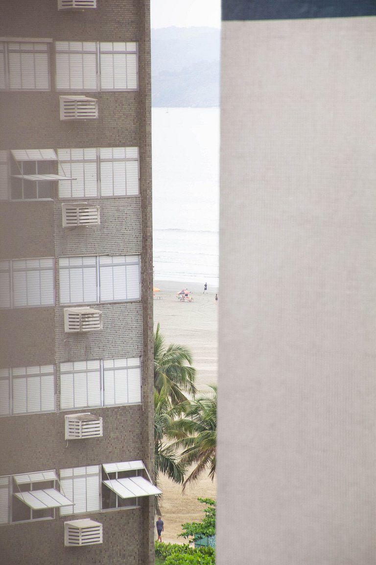 Xango 103 - Ótima Localização 100m da praia