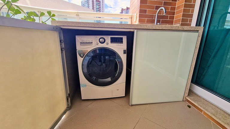 Unique 1101: Iluminado com 2 Varandas