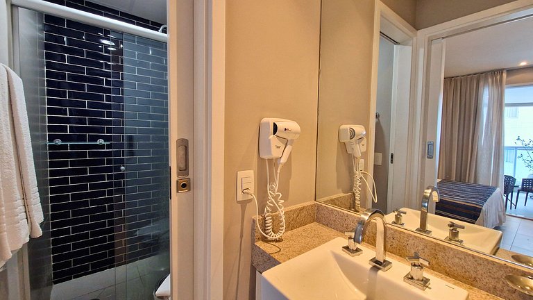 Unique 706 — Conforto & Mar para 4