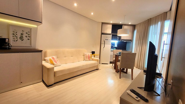 Unique 1307 • Vista lateral para o mar