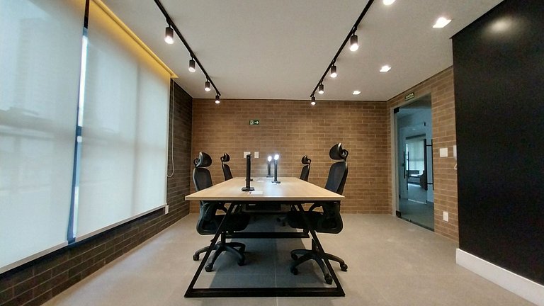 Housi 133 • Econômico na Ponta da Praia