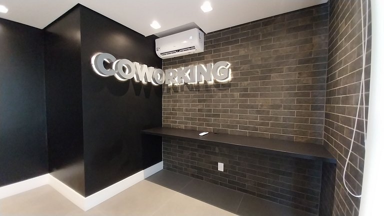 Housi 133 • Econômico na Ponta da Praia