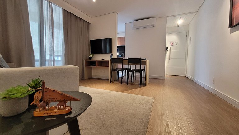 Housi 133 • Econômico na Ponta da Praia