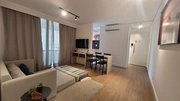 Housi 133 • Econômico na Ponta da Praia