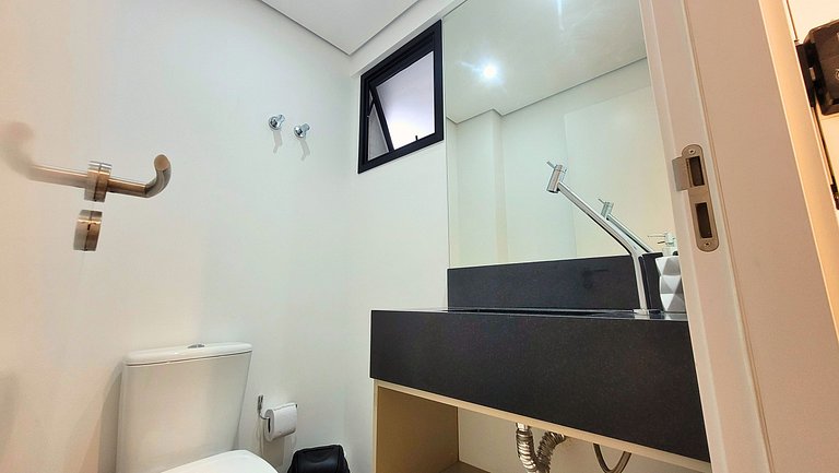 Housi 133 • Econômico na Ponta da Praia