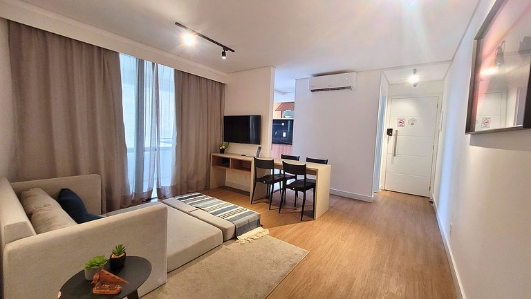 Housi 133 • Econômico na Ponta da Praia