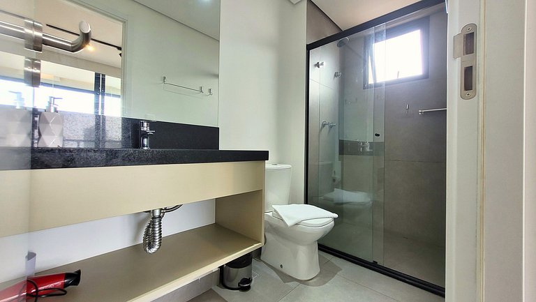 Housi 133 • Econômico na Ponta da Praia