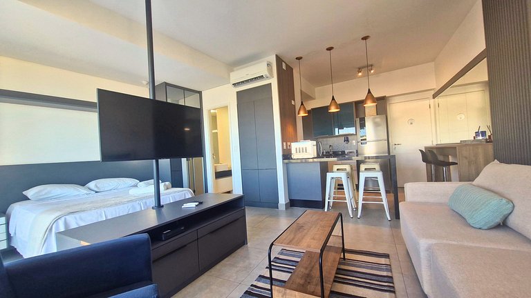 Unlimited 1518 — Estúdio vista mar