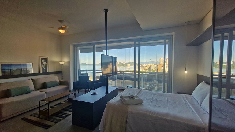 Unlimited 1518 — Estúdio vista mar