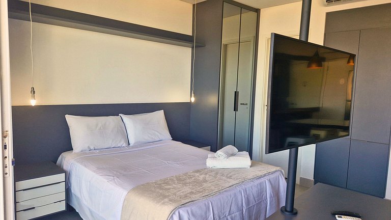 Unlimited 1518 — Estúdio vista mar