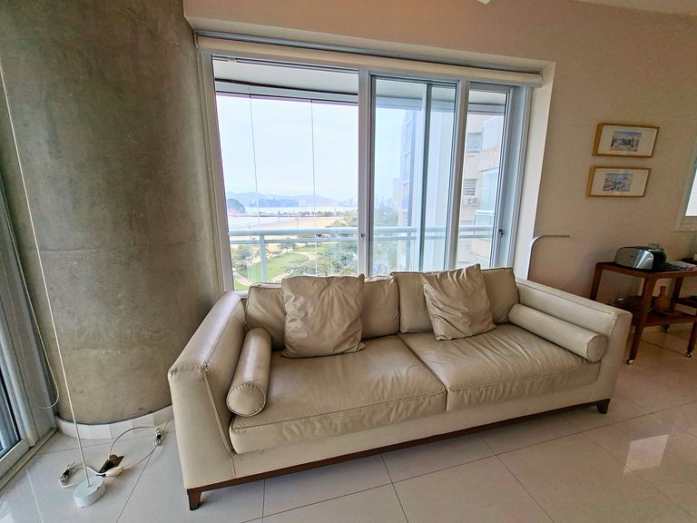 Unlimited 801 - Truly Oceanfront!
