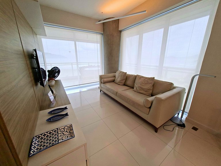 Unlimited 801 - Truly Oceanfront!
